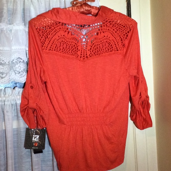 iZ Byer burnt orange 3/4 sleeve with lace top - Picture 3 of 11